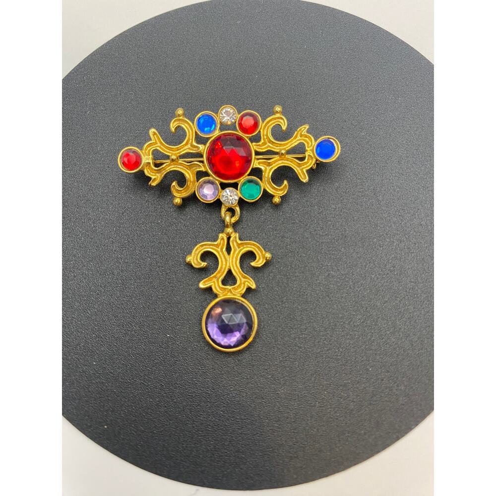 Vintage AJC Gold Tone Jeweled Drop Brooch — Renaissance Revival Style - Picture 6 of 8